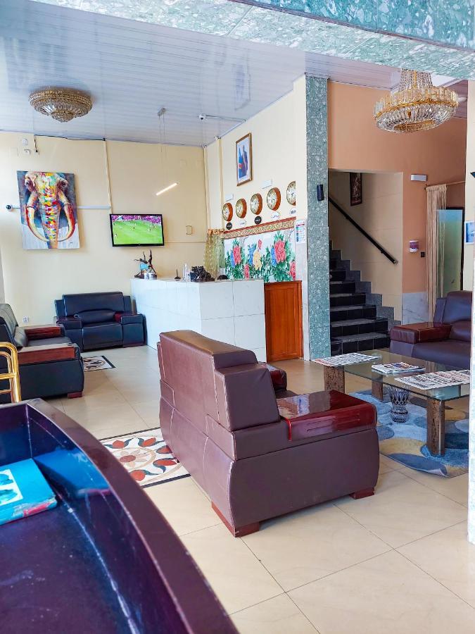 Hotel Relax Kinshasa Exterior photo